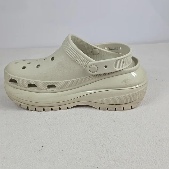 Crocs Platform Sandles/Clogs - Picture 6 of 10